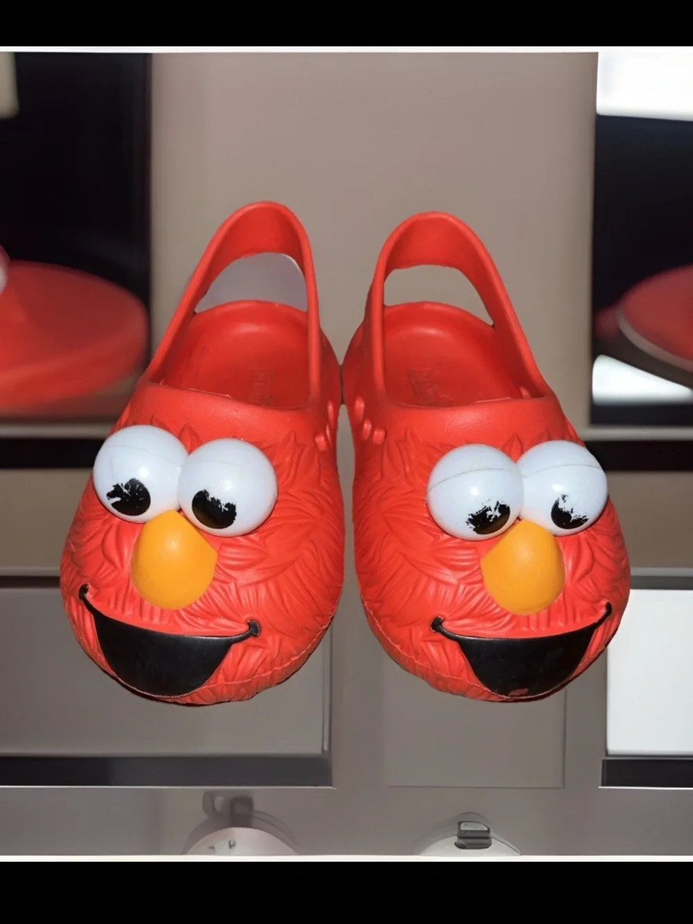 Sesame Street Elmo Face Eyes Character Slip-On Shoes/Slip-On Sandals Unisex C6